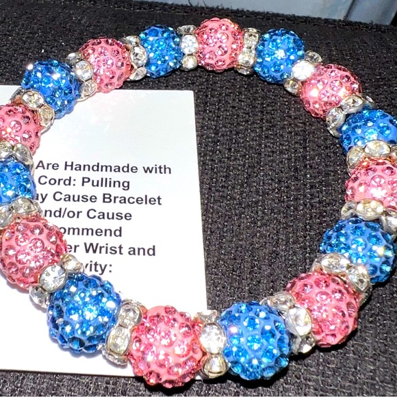 GORGEOUS SWAROVSKI CRYSTAL BEADED STRETCH BRACELET - Picture 1 of 2